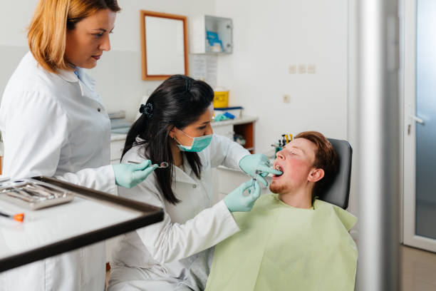 Best Emergency Dental Services Near Me  in Bonadelle Ranchos, CA